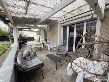 pavillon 5 pièces 134 m²