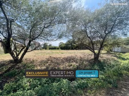 terrain 709 m² saint-hilaire-de-chaléons