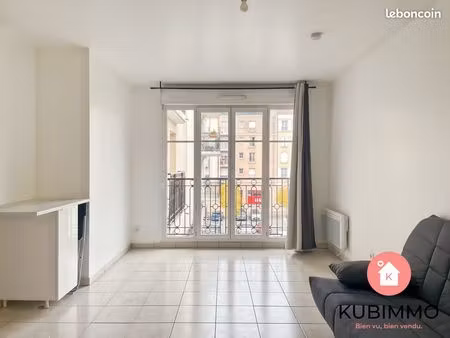 studio 1 pièce 29 m²