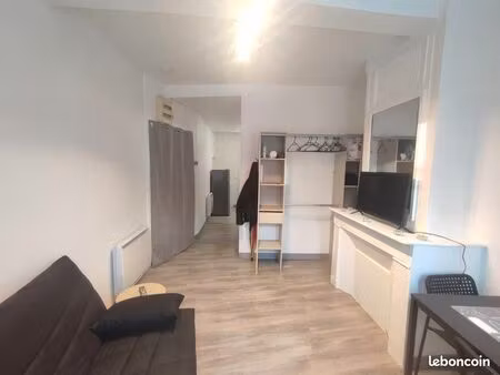 immeuble 3 appartements 2 studios et 1 t2