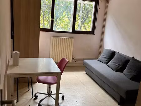 studio de 16 m2 à noisy le roi