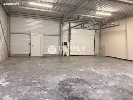 local 115 m² les lucs-sur-boulogne