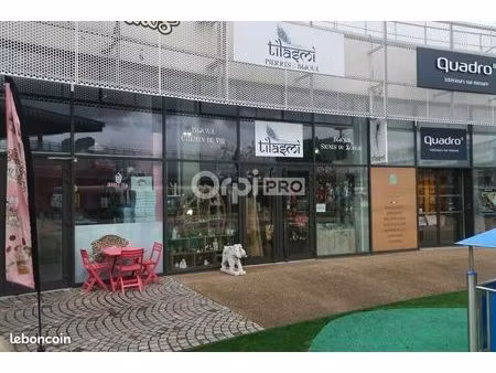 local commercial 48 m²