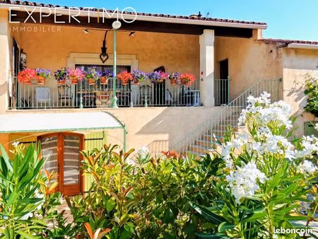 appartement 1 pièce 45 m²