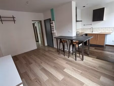 loue f2 centre ville