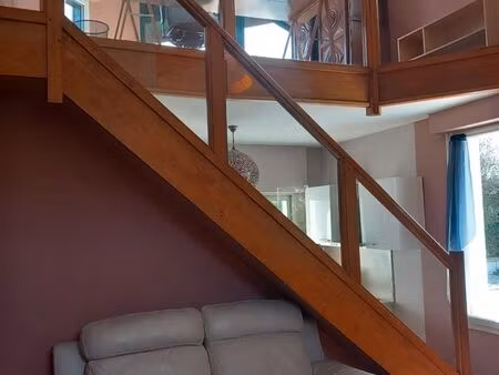 loue appartement indépendant dans maison familiale