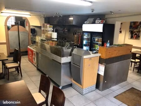 à vendre / à louer – restauration rapide avec logement