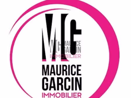 parking/box 15 m² orange