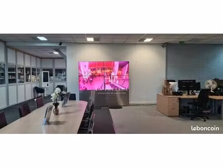 local commercial 1071 m² vibraye