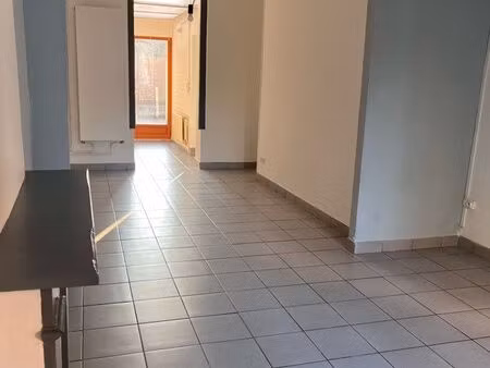 jolie maison de ville le cateau cambresies