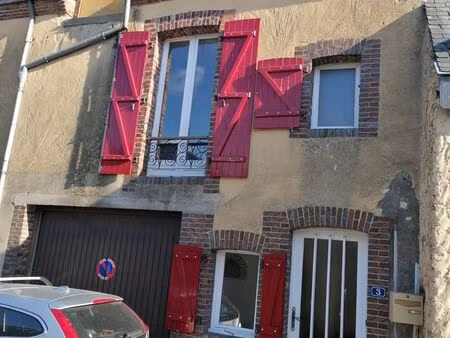 maison de bourg à montaillé (st calais)