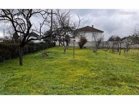terrain 946 m² saint maixent l ecole