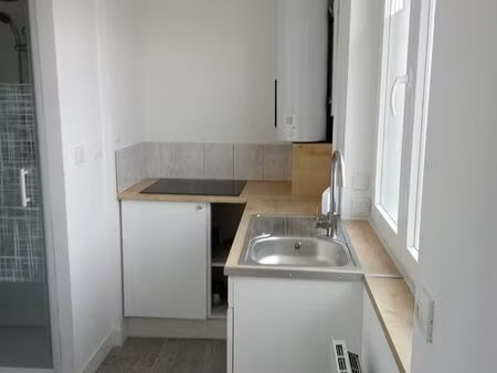 studio 1 pièce 18 m²
