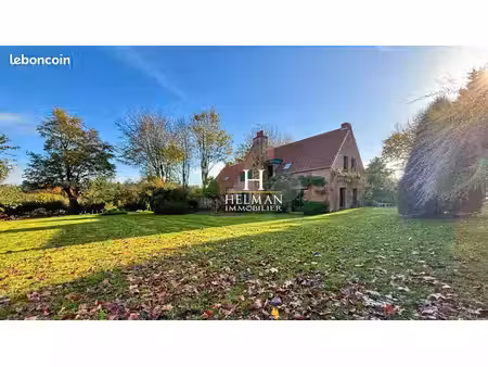 propriété 9 pièces 252 m²
