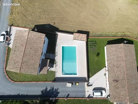 villa t5 avec piscine