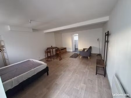 belle maison studio meublé