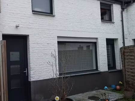 a louer maison t 2 1 chambre centre ville wavrin prox gare