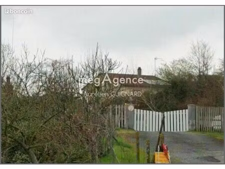 terrain 572 m² bressuire