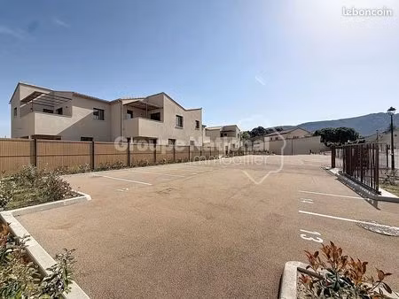 appartement 3 pièces 68 m²
