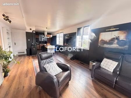 maison 7 pièces 157 m²