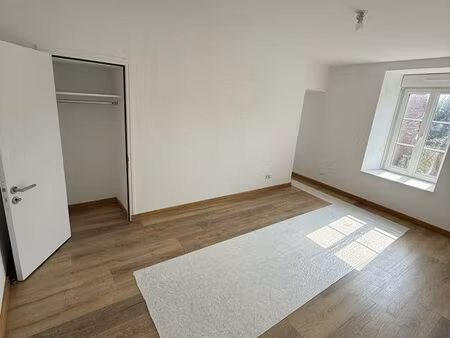 maison mitoyenne refaite à neuf