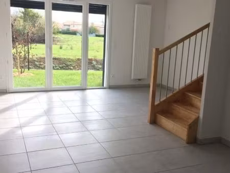 villa 3 pièces 65 m²