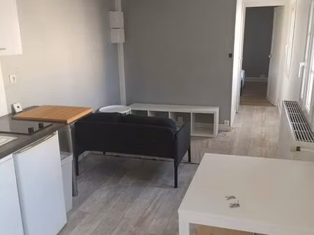 loue t2 centre ville niort