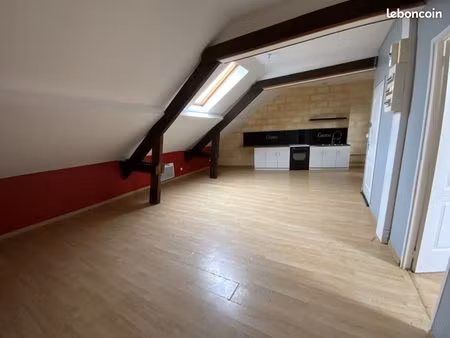 appartement 3 pièces 90 m²