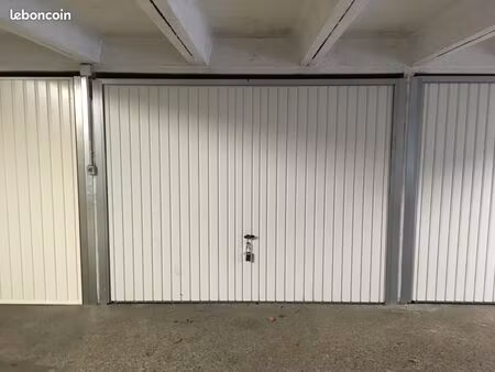 garage sécurisé à louer – centre-ville de lorient