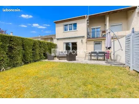 maison 7 pièces 107 m²