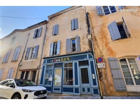 immeuble 215 m² bazas