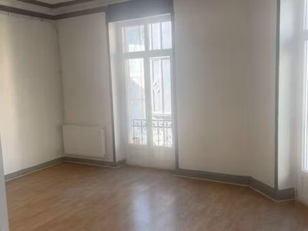 f5 à louer 120m2