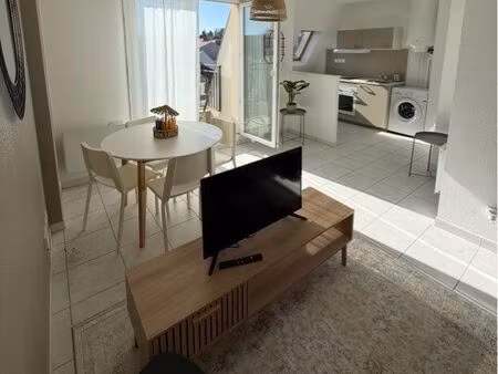 t2 meublé 38 m² – dernier étage – balcon plein soleil – parking privé – dornach