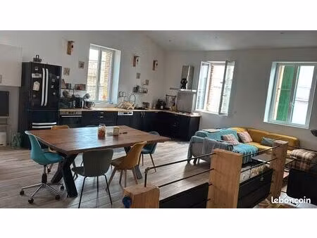 maison de village rénovée salses-le-château - 162 000