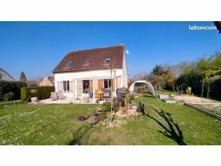 maison 5 pièces ss-sol terrain 990 m² follainville