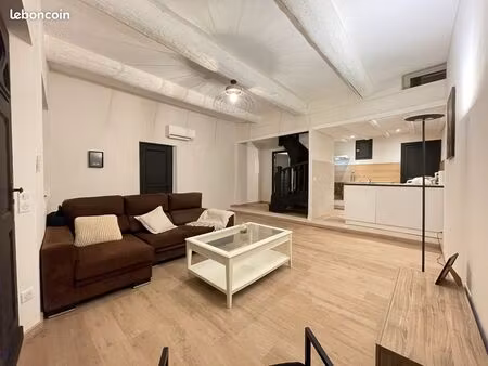 proche pertuis  maison de ville 110 m2 + garage 35 m2