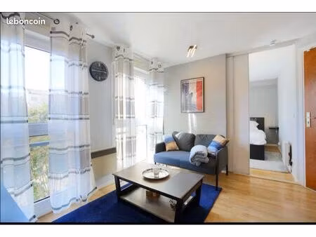 t1 bis avec parking metro canal du midi