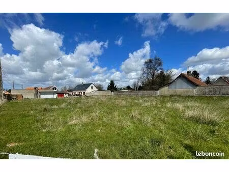 terrain 900 m² frettemeule