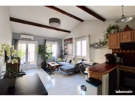 appartement t3 avec terrasse