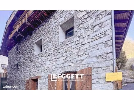 maison 11 pièces 263 m²