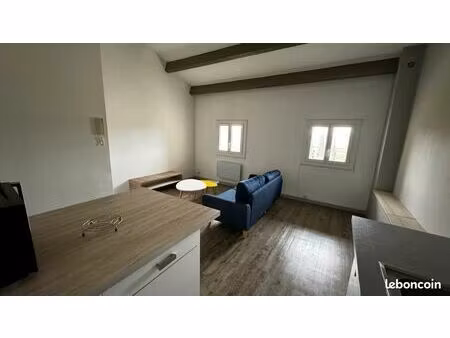 appartement t2 pernes proche toutes commodités  possibilité meublé