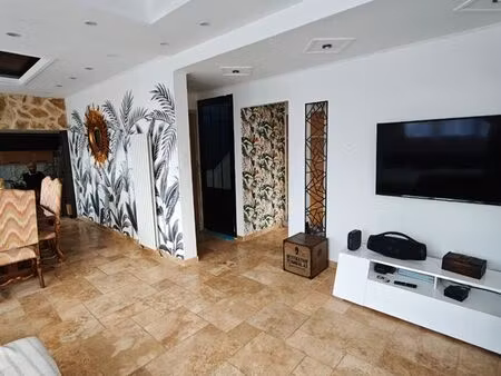 maison individuelle proche commerces