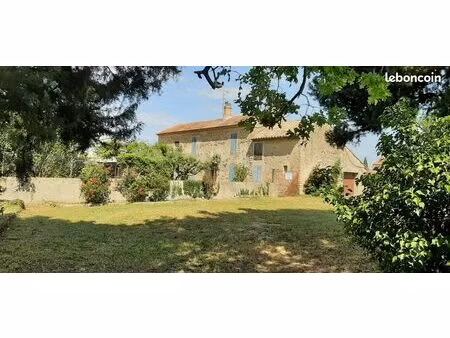 mas avec terrain constructible 1627m2 camaret-sur-aigues