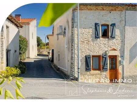 maison de village 3 pièces 70 m²