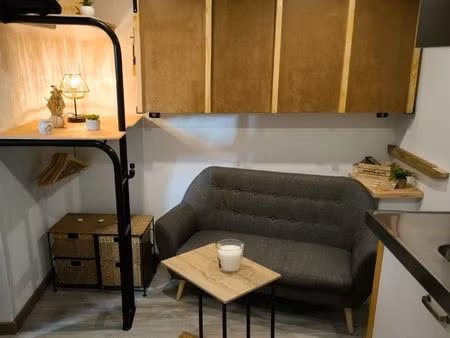 studio 1 pièce +petite terrasse