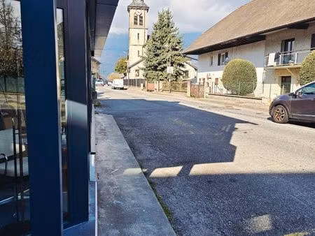 droit au bail local commercial viviers du lac vitrine axe passant