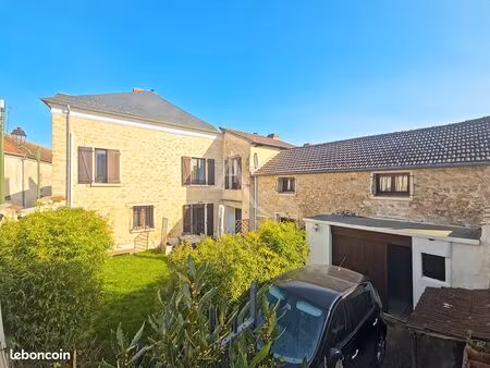 maison 6 pièces 142 m²