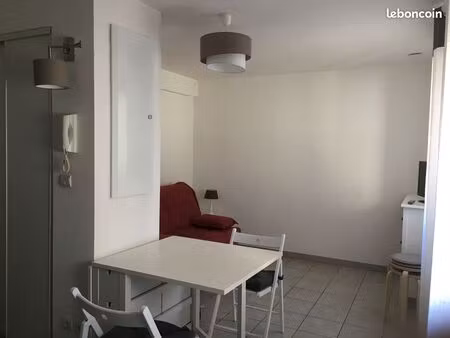 studio meublé 24 m² + parking