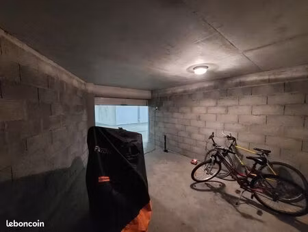 garage/box 18 m² les sables d olonne