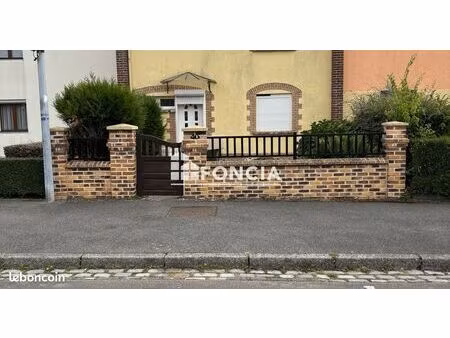 exclusivite haut du quartier st pierre parc rene coty maison de ville de 109.06 m2 eleve s